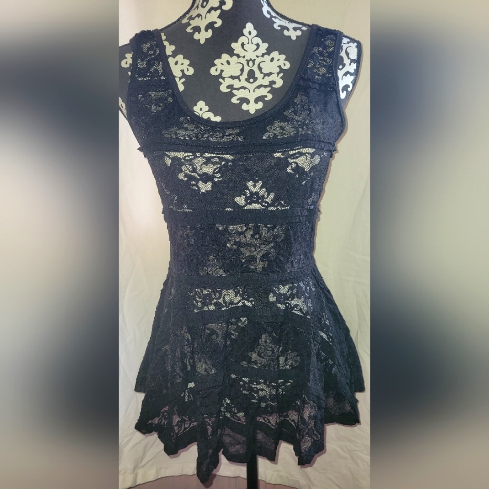 Lace top